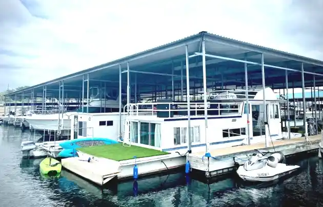 Houseboat In Texas