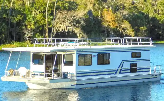 Houseboat rental In Florida