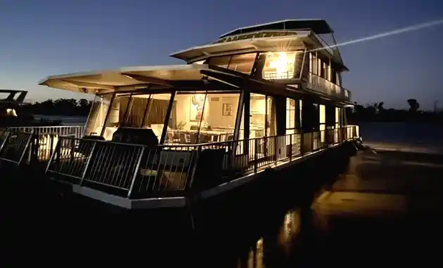 Houseboat wifi