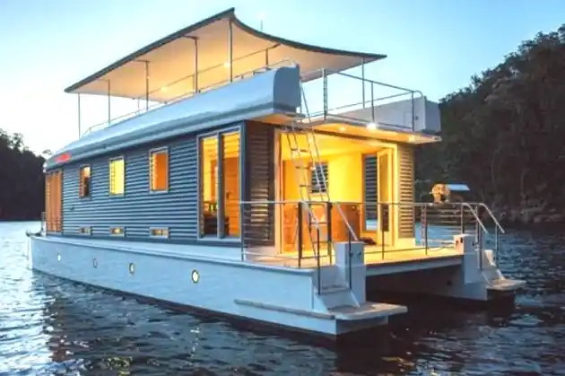 Houseboats
