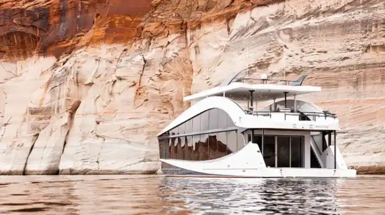 How Much Does A Bravada Houseboat Cost