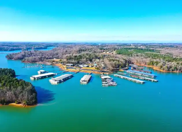 Lake Hartwell