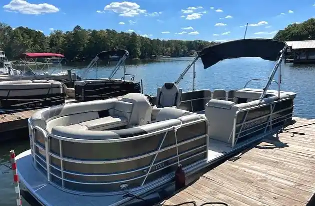 Pontoon Deck