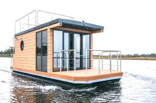 Small Houseboat Cost