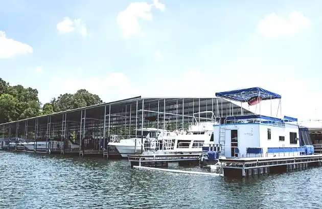 houseboat slip rental