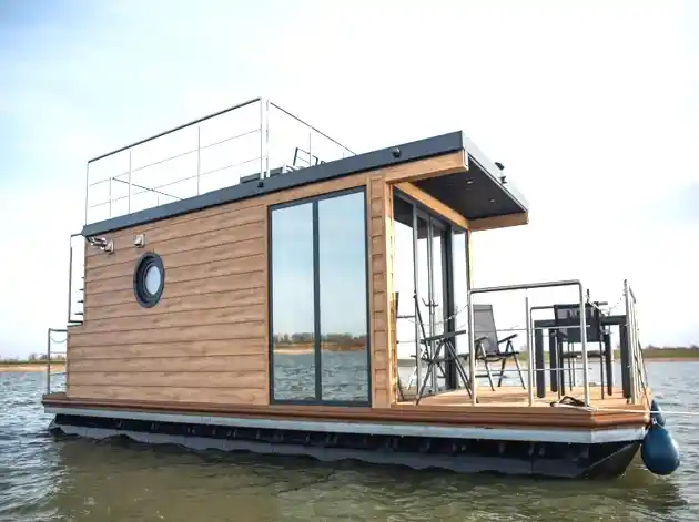 houseboat taxation