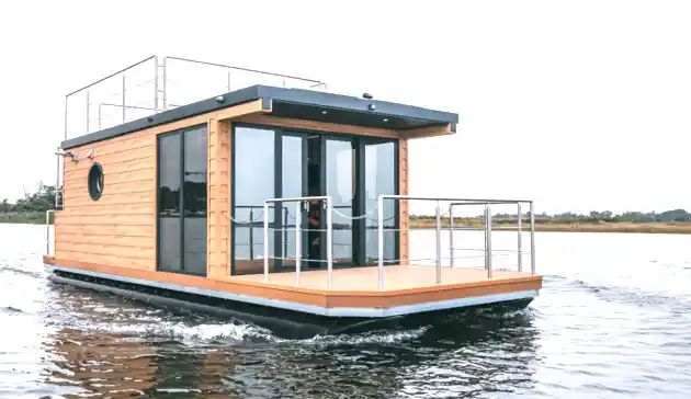 types of Houseboats