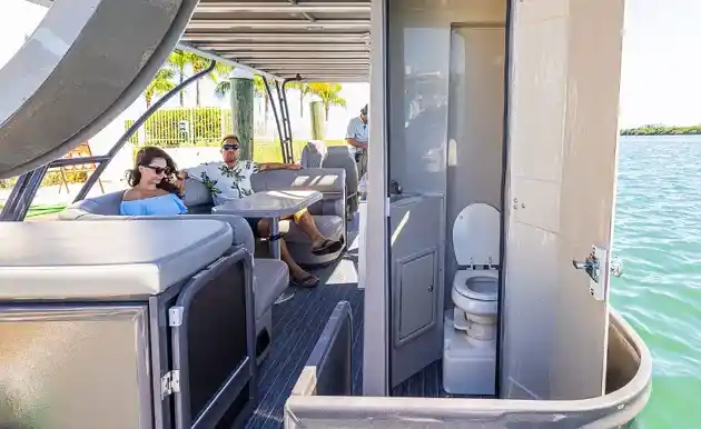 Do Pontoon Boats Have Toilets - guide