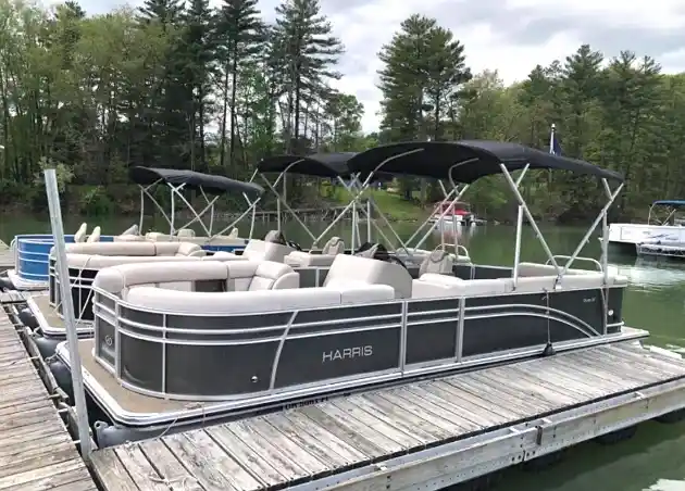 Pontoon Boat