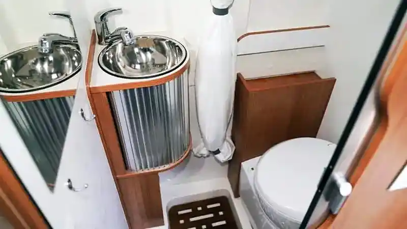 Guide to RV Sewer Pipe Fittings